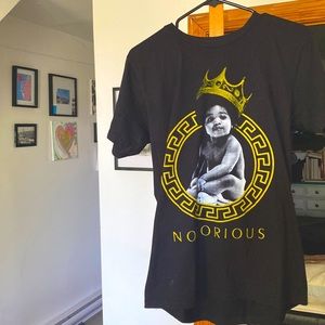 Small men’s notorious big t shirt with original artist logo